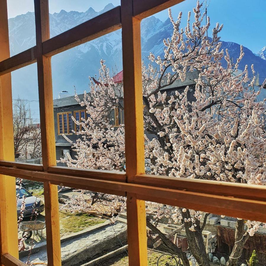 Sehrish Guest House Скарду Екстериор снимка