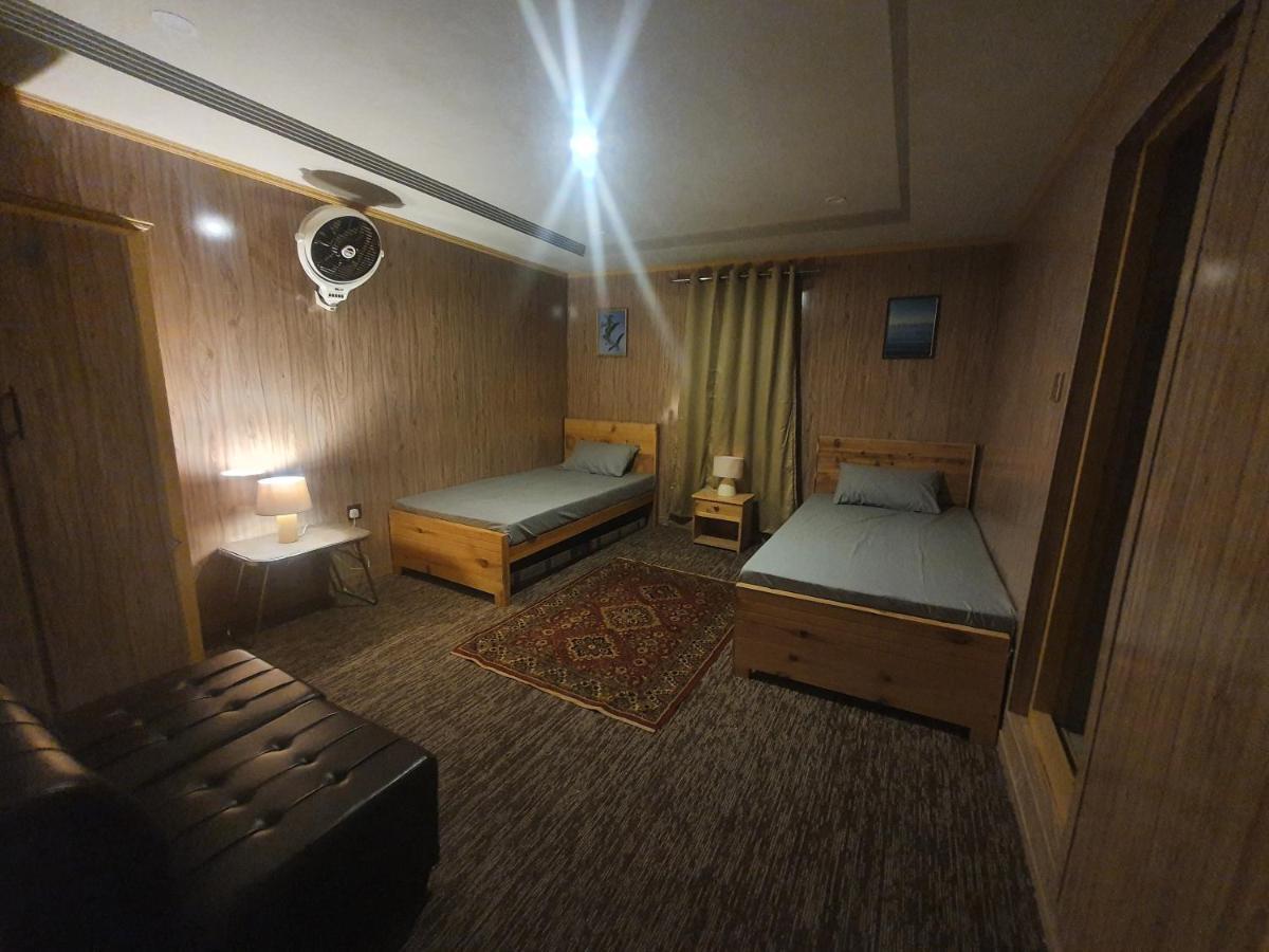 Sehrish Guest House Скарду Екстериор снимка