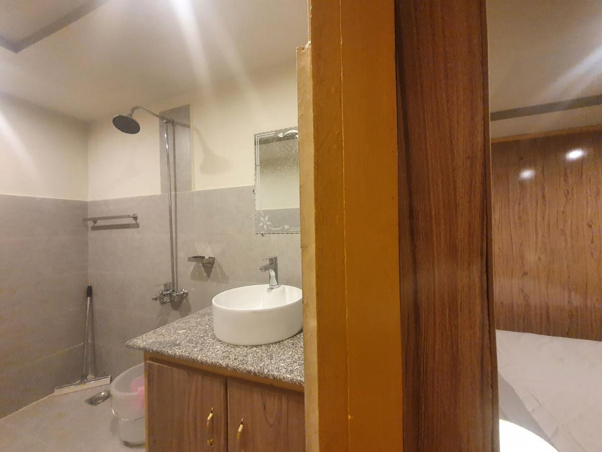 Sehrish Guest House Скарду Екстериор снимка