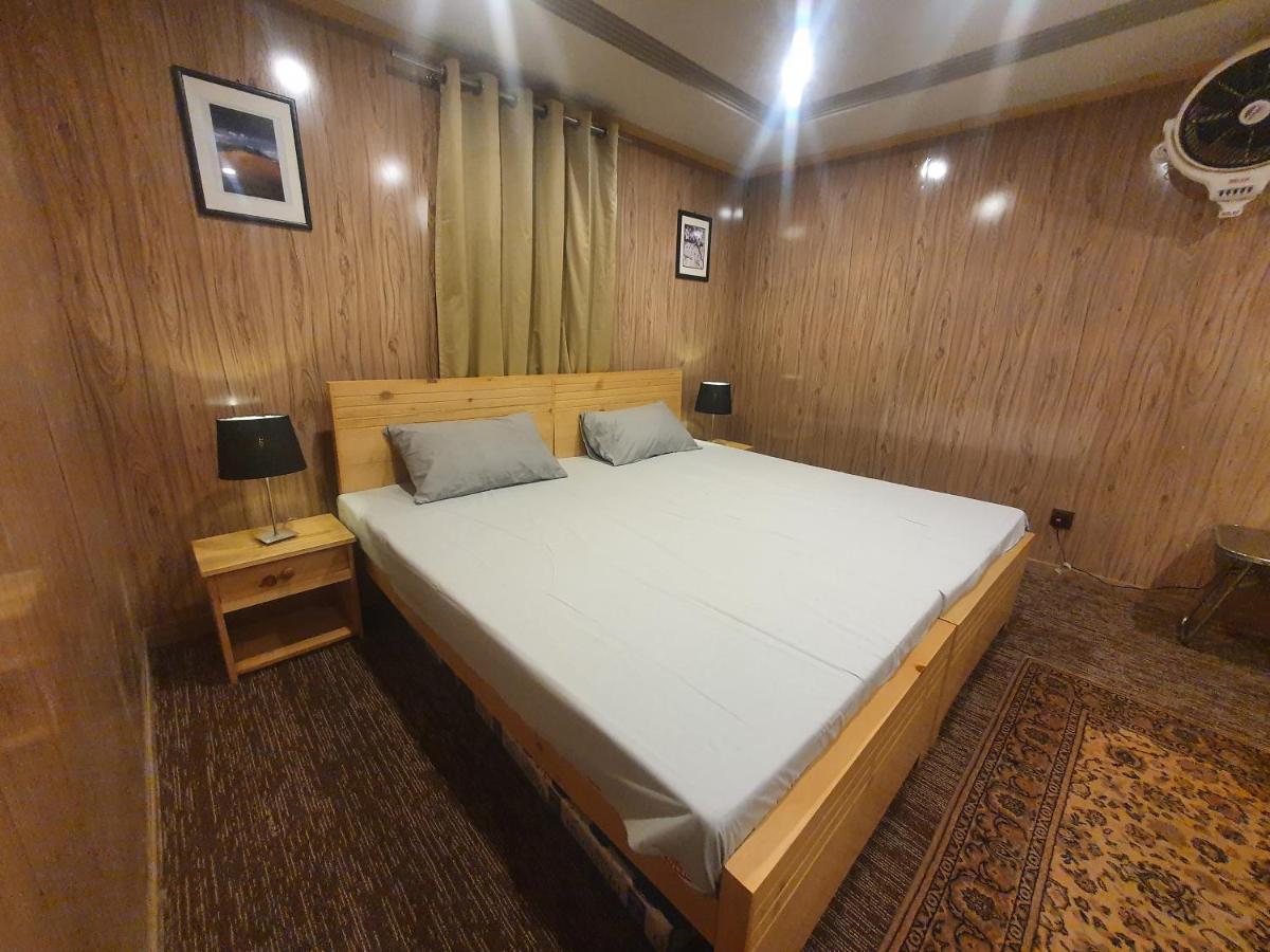 Sehrish Guest House Скарду Екстериор снимка