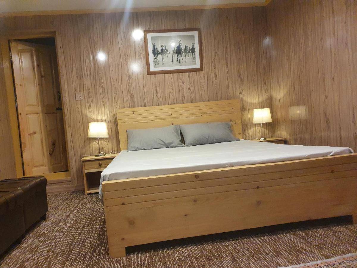Sehrish Guest House Скарду Екстериор снимка
