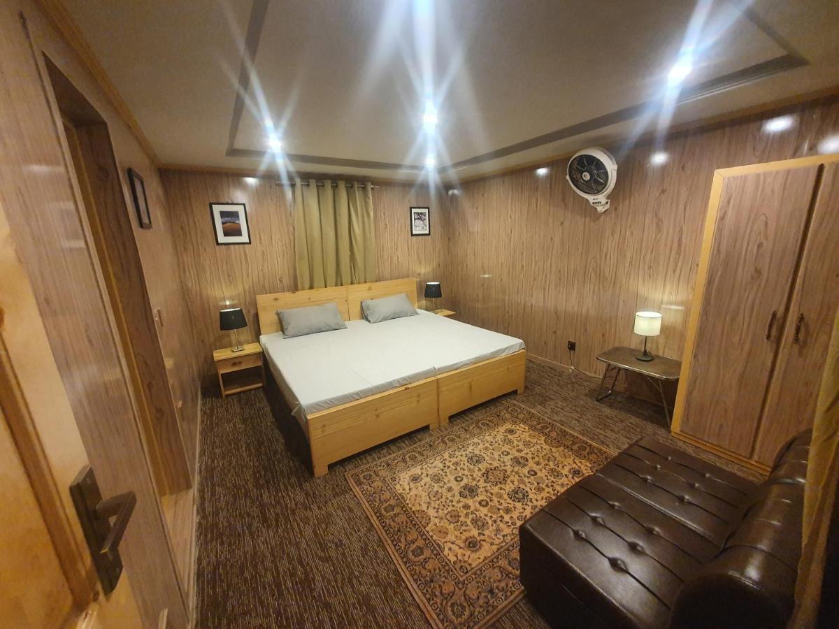 Sehrish Guest House Скарду Екстериор снимка