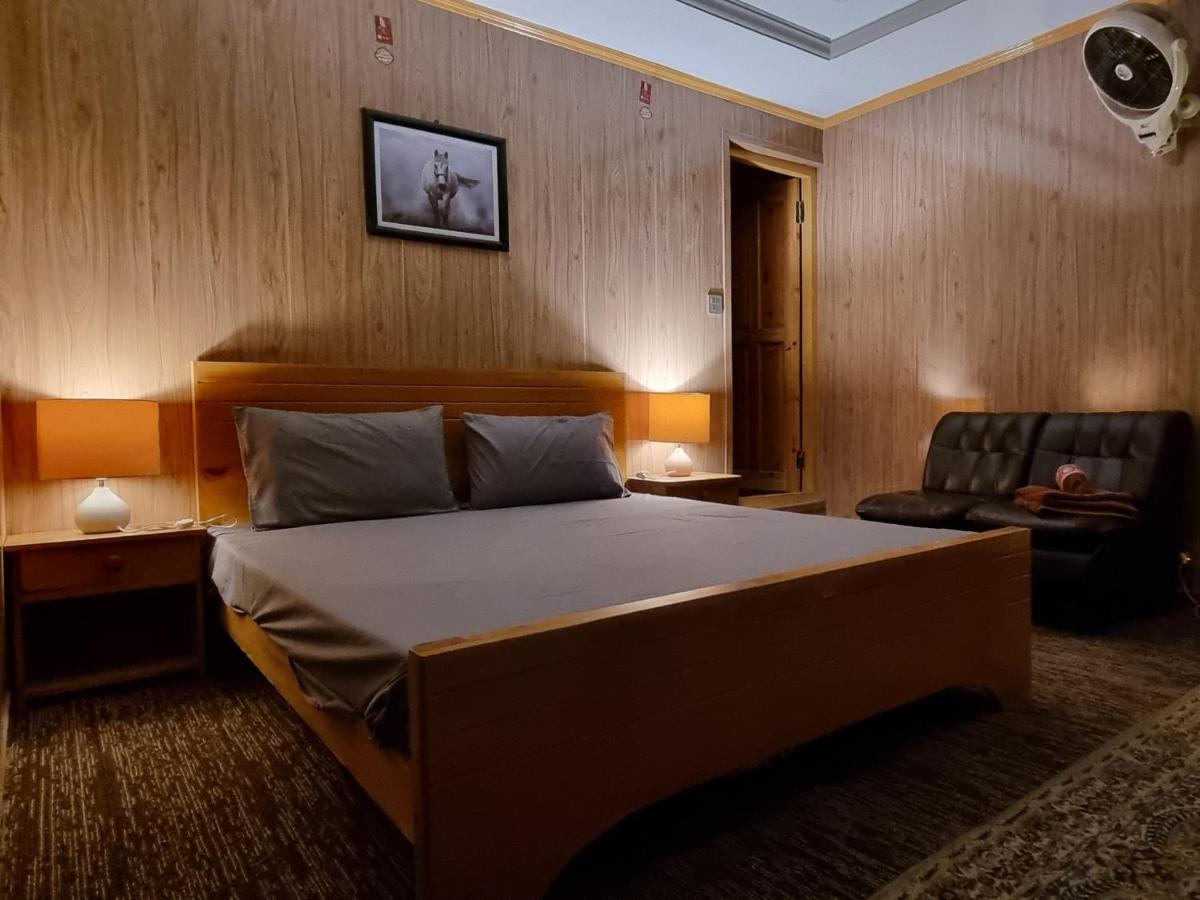 Sehrish Guest House Скарду Екстериор снимка