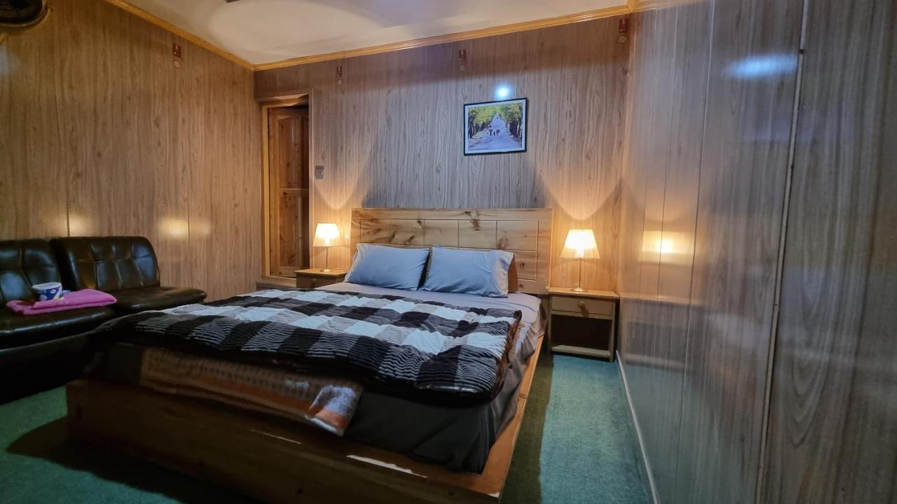 Sehrish Guest House Скарду Екстериор снимка