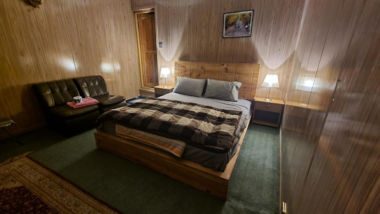 Sehrish Guest House Скарду Екстериор снимка